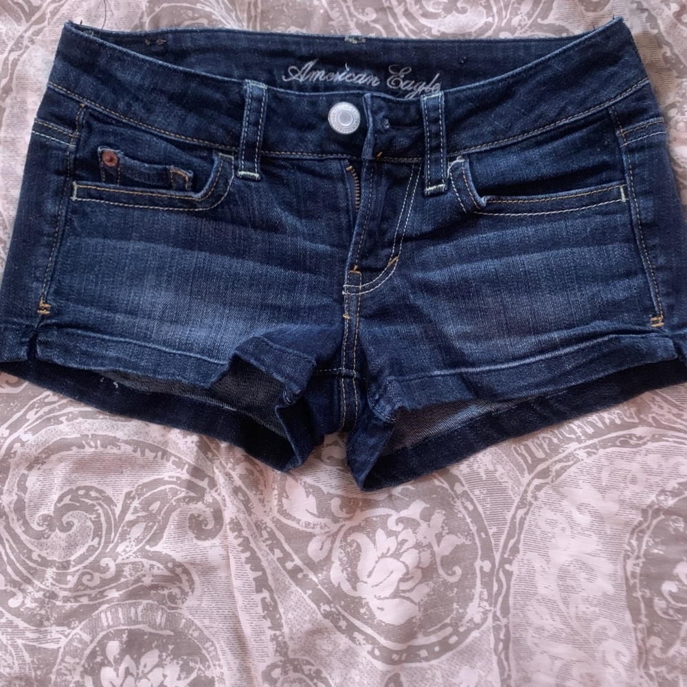 Shorts - Picture 4 of 4